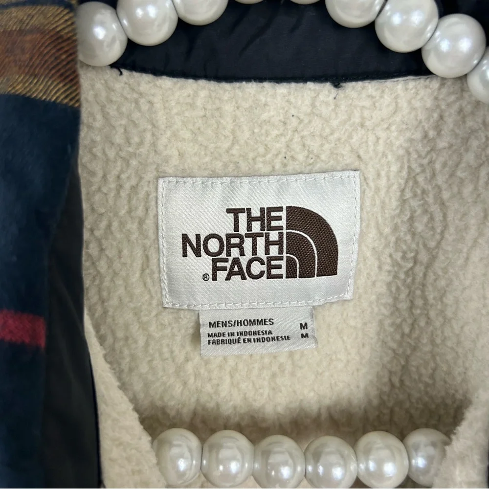 The North Face Men’s Striped Thick Sherpa Shacket Button Front Light Jacket